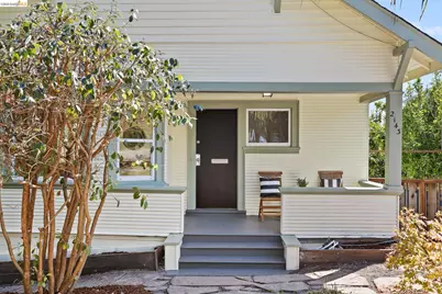 2143 28th St, Oakland, CA 94606 - Photo 2