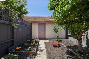 1393 Locust St, San Jose, CA 95110 - Photo 40