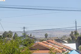 1393 Locust St, San Jose, CA 95110 - Photo 28