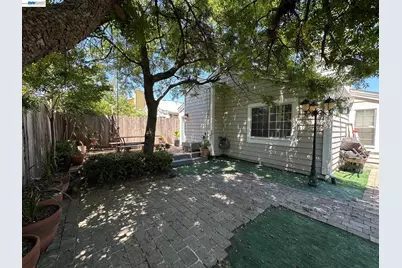 3225 Islewood Ct, Antioch, CA 94531 - Photo 46