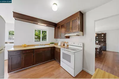 848 Talbart St, Martinez, CA 94553 - Photo 12