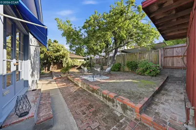 848 Talbart St, Martinez, CA 94553 - Photo 40