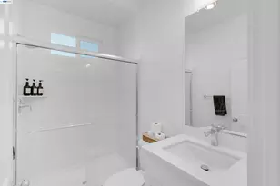 3098 Mulholland Dr, Lathrop, CA 95330 - Photo 18