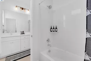 3098 Mulholland Dr, Lathrop, CA 95330 - Photo 28