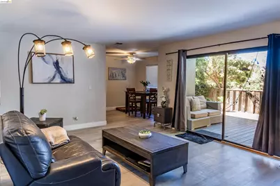 900 Cambridge Dr #31, Benicia, CA 94510 - Photo 1