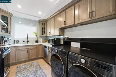 83 Miramonte Dr, Moraga, CA 94556 - Photo 8
