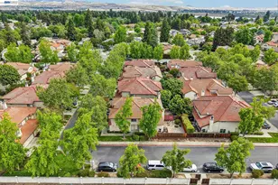 1657 Holly Cir, Pleasanton, CA 94566 - Photo 26
