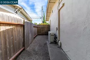 2725 Argyll Ave, Concord, CA 94520 - Photo 48