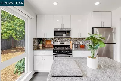 2725 Argyll Ave, Concord, CA 94520 - Photo 26