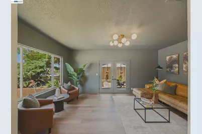 36340 Cypress Point Dr, Newark, CA 94560 - Photo 8