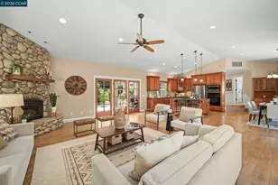 4345 Rose Ln, Concord, CA 94518 - Photo 12