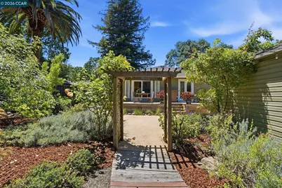 2024 Walnut Blvd, Walnut Creek, CA 94597 - Photo 28