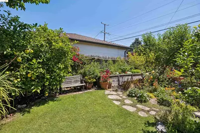 3031 Barrett Ave, Richmond, CA 94804 - Photo 32