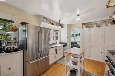 3031 Barrett Ave, Richmond, CA 94804 - Photo 18