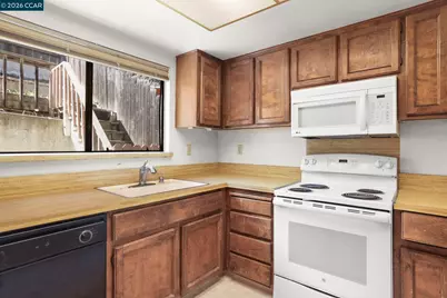 1320 Shaddick Dr, Antioch, CA 94509 - Photo 14