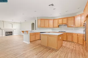 3870 Bilsted Way, Sacramento, CA 95834 - Photo 4