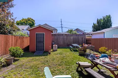 3735 Nevil St, Oakland, CA 94601 - Photo 24