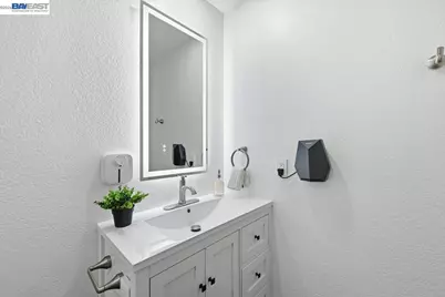 25164 Copa Del Oro Dr #201, Hayward, CA 94545 - Photo 32