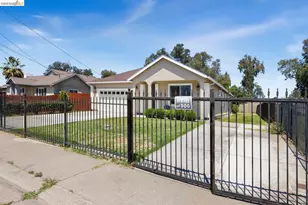 1501 Rene Ave, Sacramento, CA 95838 - Photo 2