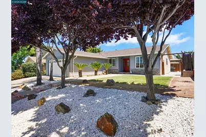 2161 Jacqueline Dr, Pittsburg, CA 94565 - Photo 2