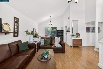 2202 Boulder Creek Ct., Martinez, CA 94553 - Photo 8
