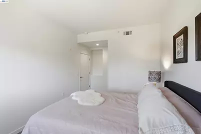 6465 San Pablo Ave #3-2, Oakland, CA 94608 - Photo 12