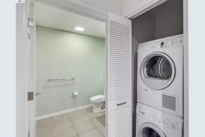 6465 San Pablo Ave #3-2, Oakland, CA 94608 - Photo 8