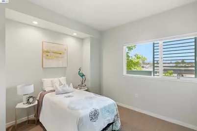 6465 San Pablo Ave #3-2, Oakland, CA 94608 - Photo 18