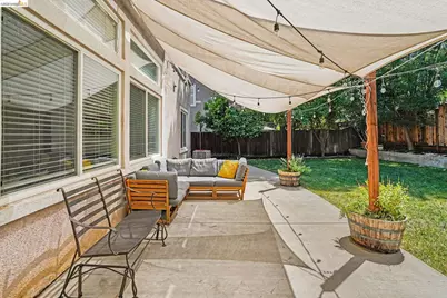 1045 Dawn Ct, Brentwood, CA 94513 - Photo 34