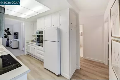 1300 Skycrest Dr #2, Walnut Creek, CA 94595 - Photo 20