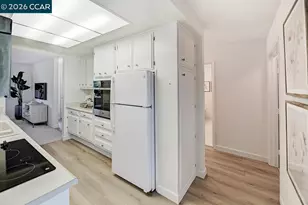 1300 Skycrest Dr, Walnut Creek, CA 94595 - Photo 20