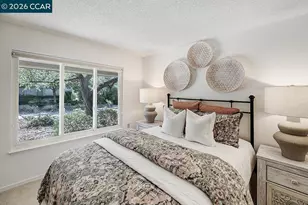 1300 Skycrest Dr, Walnut Creek, CA 94595 - Photo 32