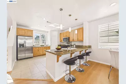 511 Summer Ln, Richmond, CA 94806 - Photo 2
