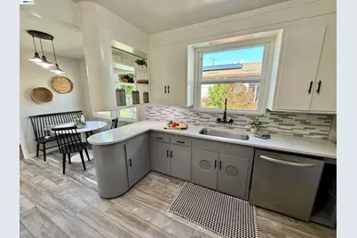 291 Lorraine Blvd, San Leandro, CA 94577 - Photo 22