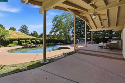 2652 Bridle Ln, Walnut Creek, CA 94596 - Photo 56
