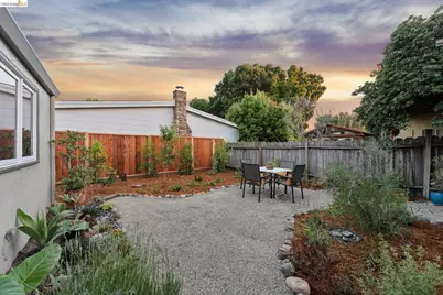 7206 A St, El Cerrito, CA 94530 - Photo 64