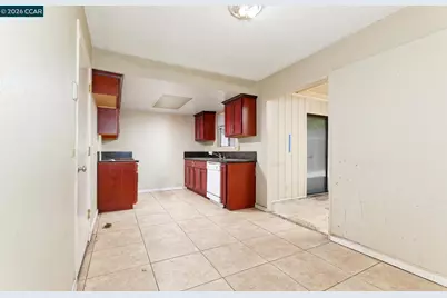 2781 65th Ave, Sacramento, CA 95822 - Photo 4