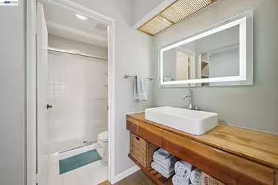 3027 Linda Vis, Alameda, CA 94502 - Photo 26