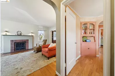 200 Broadmoor Blvd, San Leandro, CA 94577 - Photo 4