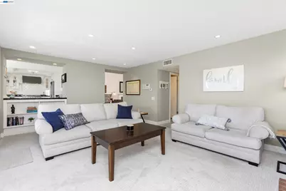 26612 Sierra Vista, Mission Viejo, CA 92692 - Photo 18