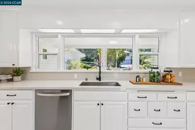 4 Crest Rd, Lafayette, CA 94549 - Photo 14