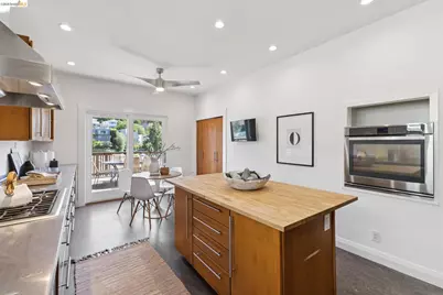 699 Arimo Ave, Oakland, CA 94610 - Photo 26