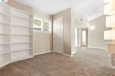 165 Fairoaks Dr, Vacaville, CA 95688 - Photo 10
