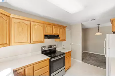 165 Fairoaks Dr, Vacaville, CA 95688 - Photo 14