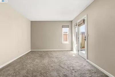 165 Fairoaks Dr, Vacaville, CA 95688 - Photo 28