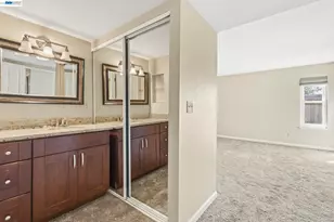 165 Fairoaks Dr, Vacaville, CA 95688 - Photo 24
