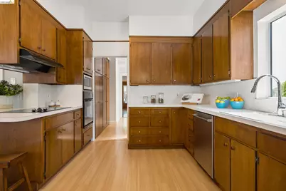 2909 Forest Ave, Berkeley, CA 94705 - Photo 24