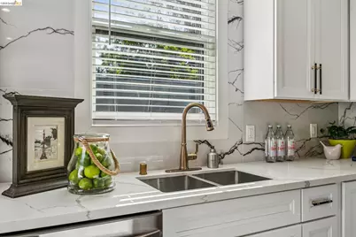 1906 Delaware St, Berkeley, CA 94709 - Photo 24