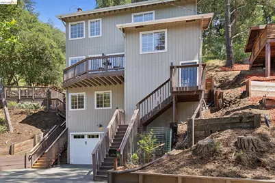 2170 Arrowhead Dr, Oakland, CA 94611 - Photo 46