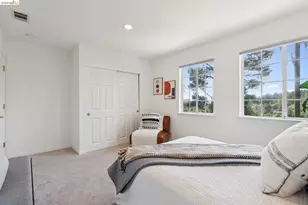 2170 Arrowhead Dr, Oakland, CA 94611 - Photo 28